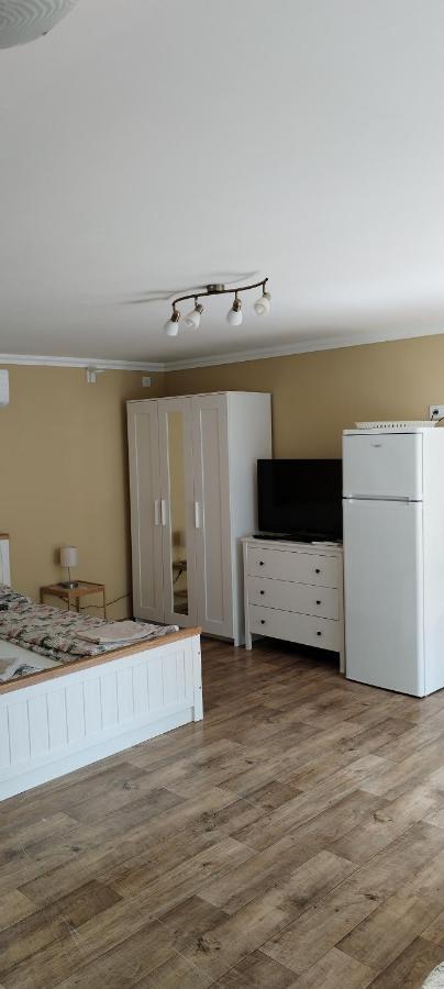Levendula Apartmanhaz ハイデゥソボスロー エクステリア 写真